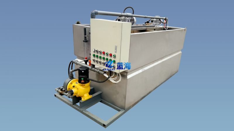 PAM自动溶药装置应用及结构特点